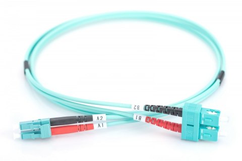 Patchcord światłowodowy FO LC-SC MM 50/125 OM3 duplex LSOH 5m Patchcord światłowodowy FO LC-SC MM 50/125 OM3 duplex LSOH 5m