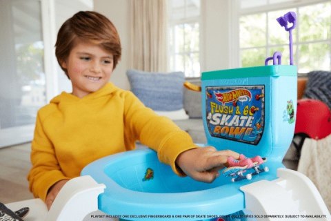 Zestaw Skate Odjazdowa muszla Rampa + deskorolka Zestaw Skate Odjazdowa muszla Rampa + deskorolka
