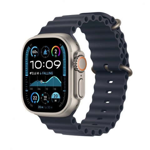 Watch Ultra 2 GPS + Cellular, koperta 49 mm z tytanu w kolorze naturalnym z paskiem Ocean w kolorze granatu Watch Ultra 2 GPS + Cellular, koperta 49 mm z tytanu w kolorze naturalnym z paskiem Ocean w kolorze granatu