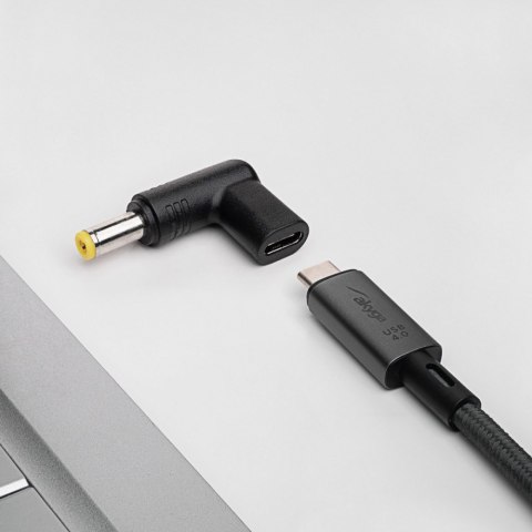 Adapter 5.5 X 2.5 wtyczka do zasilacza uniwersalnego AK-ND-C01 USB-C / 5.5 X 2.5 mm Adapter 5.5 X 2.5 wtyczka do zasilacza uniwersalnego AK-ND-C01 USB-C / 5.5 X 2.5 mm