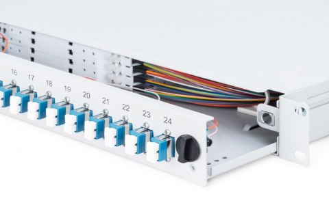 Przełącznica światłowodowa/panel krosowy z wyposażeniem 19 cali 1U, 24x LC duplex, OS2, zawiera pigtaile, adaptery, tacki, wysuw