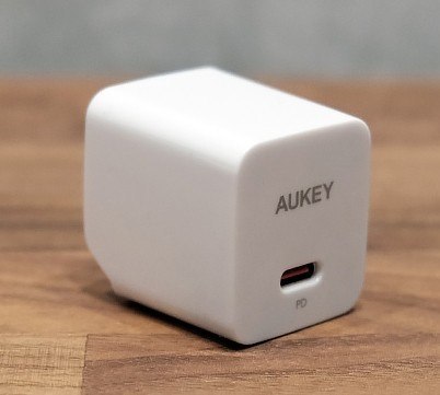 PA-Y20S White Mini ładowarka sieciowa 1xUSB-C 20W PD Power Delivery PA-Y20S White Mini ładowarka sieciowa 1xUSB-C 20W PD Power Delivery