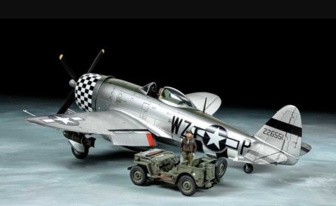 Model plastikowy P-47D Thunderbolt Bubbletop + 1/4-Ton 4x4 Model plastikowy P-47D Thunderbolt Bubbletop + 1/4-Ton 4x4
