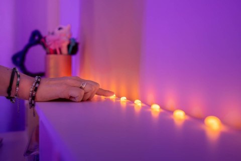 Inteligentne lampki dekoracyjne Strings USB-C (Candies) 100 LED RGB, serca, przezroczysty przewód, 6 m Inteligentne lampki dekoracyjne Strings USB-C (Candies) 100 LED RGB, serca, przezroczysty przewód, 6 m