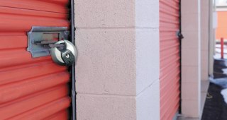 Kłódka tarczowa z kluczem Master Lock M40EURDCC