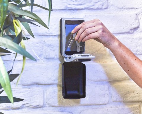 Skrytka na klucze z szyfrem podświetlona Master Lock 5425EURD Skrytka na klucze z szyfrem podświetlona Master Lock 5425EURD