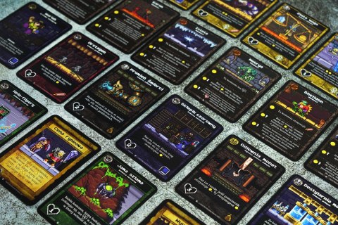 Dodatek do gry Boss Monster: Krypta Złoczyńców Dodatek do gry Boss Monster: Krypta Złoczyńców