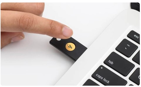 Klucz Sprzętowy Yubico Security Key NFC by Yubico