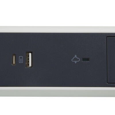 Przedłużacz ochr. 3x2PZ +USB A/C 1,5m Przedłużacz ochr. 3x2PZ +USB A/C 1,5m